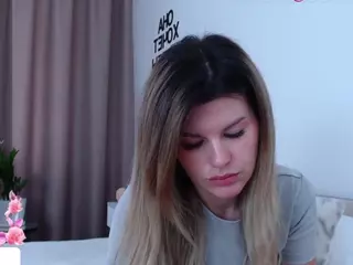 Asti757's Live Sex Cam Show
