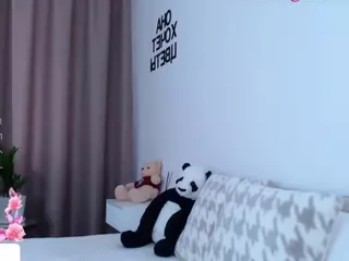 Asti757's Live Sex Cam Show