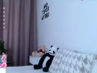 Asti757's Live Sex Cam Show
