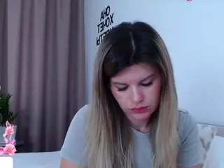 Asti757's Live Sex Cam Show