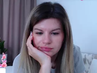 Asti757's Live Sex Cam Show