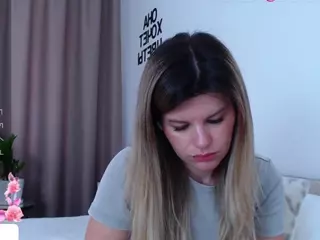 Asti757's Live Sex Cam Show