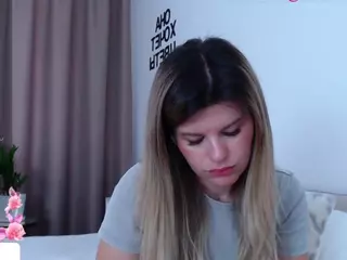 Asti757's Live Sex Cam Show
