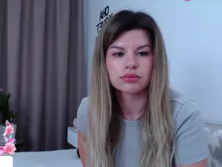 Asti757's Live Sex Cam Show