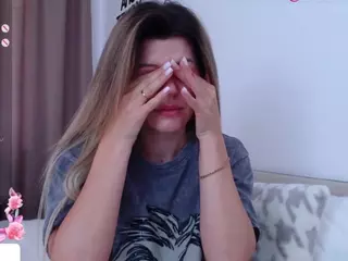 Asti757's Live Sex Cam Show