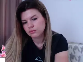 Asti757's Live Sex Cam Show
