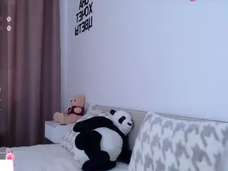 Asti757's Live Sex Cam Show
