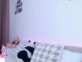Asti757's Live Sex Cam Show