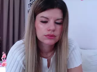 Asti757's Live Sex Cam Show