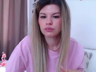 Asti757's Live Sex Cam Show