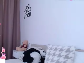 Asti757's Live Sex Cam Show