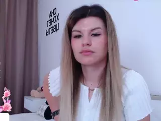 Asti757's Live Sex Cam Show