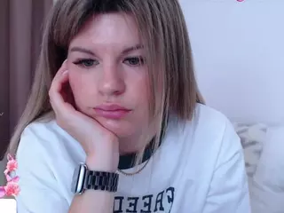 Asti757's Live Sex Cam Show