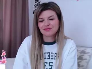 Asti757's Live Sex Cam Show