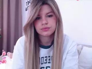 Asti757's Live Sex Cam Show