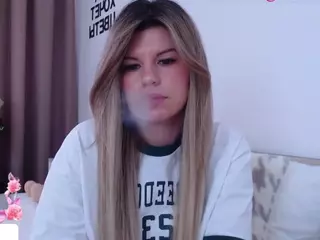 Asti757's Live Sex Cam Show