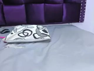 BriannaCastello's Live Sex Cam Show