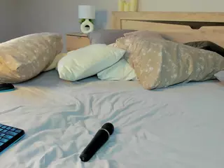 Mia's Live Sex Cam Show