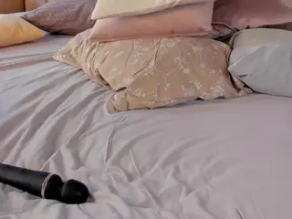 Mia's Live Sex Cam Show