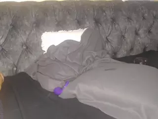 Queen-bree's Live Sex Cam Show