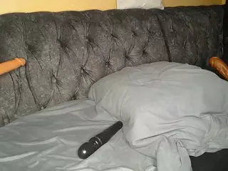 Queen-bree's Live Sex Cam Show