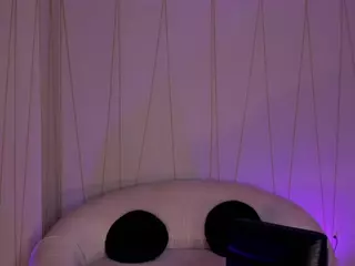 AntonellaHansX's Live Sex Cam Show