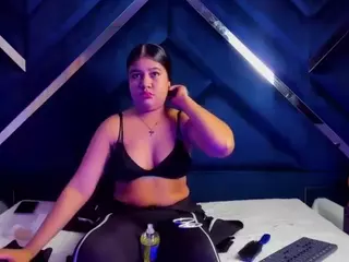 natalieevansx69's Live Sex Cam Show