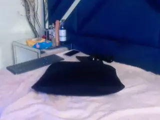 natalieevansx69's Live Sex Cam Show