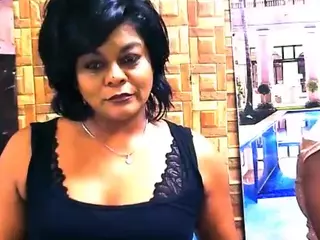 IndianCherryPie's Live Sex Cam Show