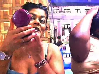 IndianCherryPie's Live Sex Cam Show