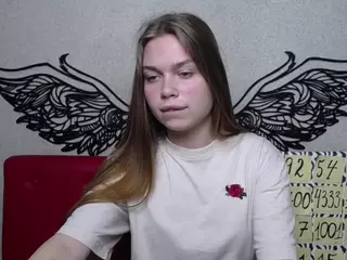LaraPika's Live Sex Cam Show
