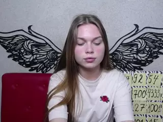 LaraPika's Live Sex Cam Show