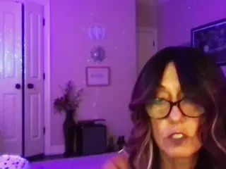 Ravenoldschool's Live Sex Cam Show
