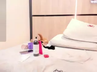 Adela-Chase's Live Sex Cam Show