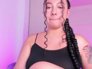 BrianaTaylor's Live Sex Cam Show