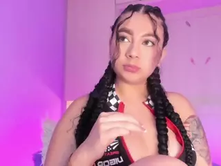 BrianaTaylor's Live Sex Cam Show