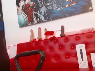 Chloee-Hott's Live Sex Cam Show