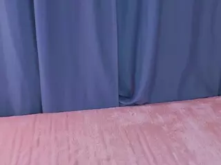 Wrong-Door's Live Sex Cam Show