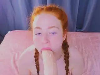 Wrong-Door's Live Sex Cam Show