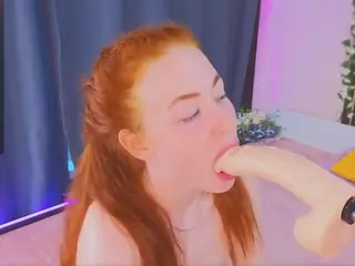 Wrong-Door's Live Sex Cam Show