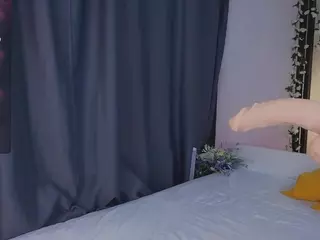 Wrong-Door's Live Sex Cam Show