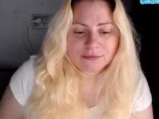 candycream17's Live Sex Cam Show