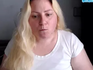 candycream17's Live Sex Cam Show