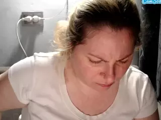 candycream17's Live Sex Cam Show