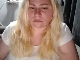 candycream17's Live Sex Cam Show