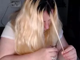 candycream17's Live Sex Cam Show