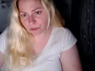 candycream17's Live Sex Cam Show