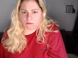 candycream17's Live Sex Cam Show