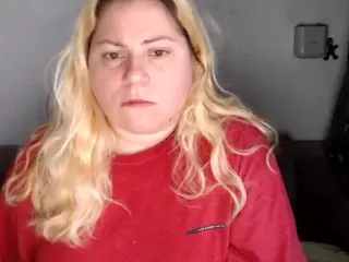 candycream17's Live Sex Cam Show