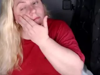 candycream17's Live Sex Cam Show